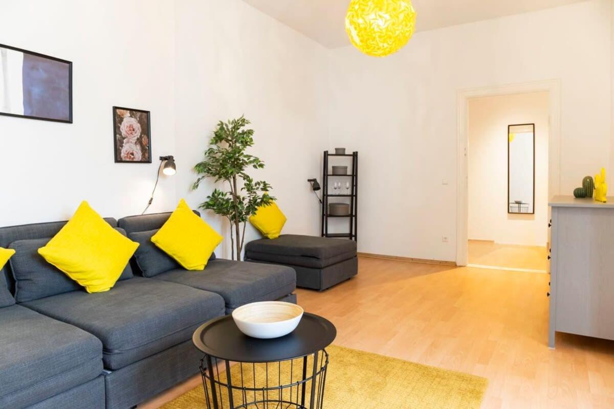 Spacious Family Apartment At Mauerpark Plus Selfcheckin برلين المظهر الخارجي الصورة